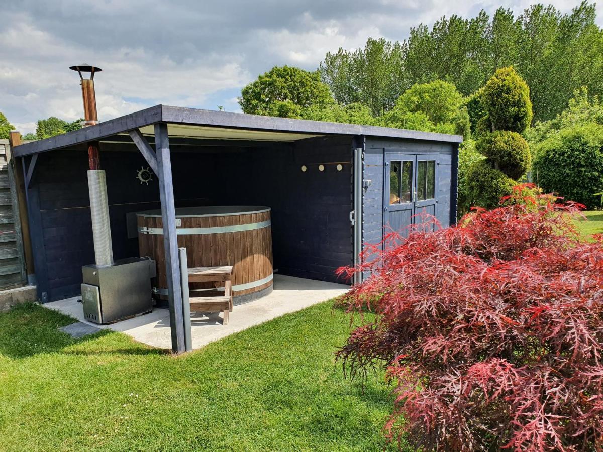 Gite Et Chambre D'Hotes En Champagne Courtisols Exterior photo